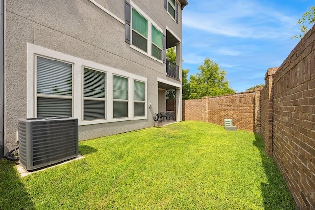 10603 Centre Green Way, Houston, TX 77043 - view of yard with central AC unit