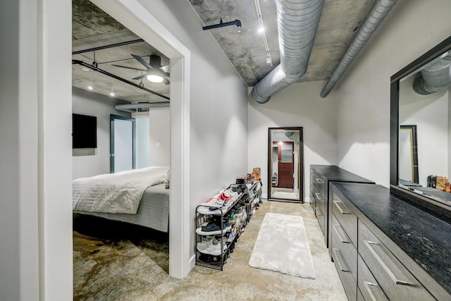 2000 Bagby St Unit 5426, Houston, TX 77002 - hallway featuring concrete flooring