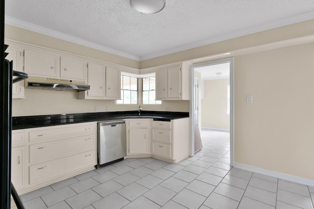 1614 Sweet Grass Trl, Houston, TX 77090 - kitchen featuring dishwasher, under cabinet range hood, a textured ceiling, dark countertops, and a sink