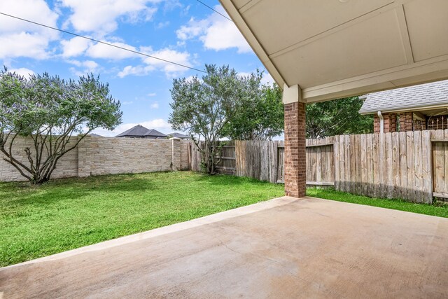 28523 Kinglet Pines Dr, Katy, TX 77494 - view of yard featuring a patio area
