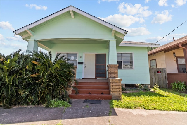1522 Seawall Blvd, Galveston, TX 77550 - shotgun-style home featuring entry steps