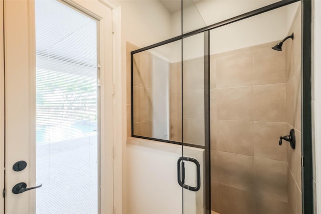 3322 Mallard Run Ct, Katy, TX 77494 - bathroom featuring a stall shower