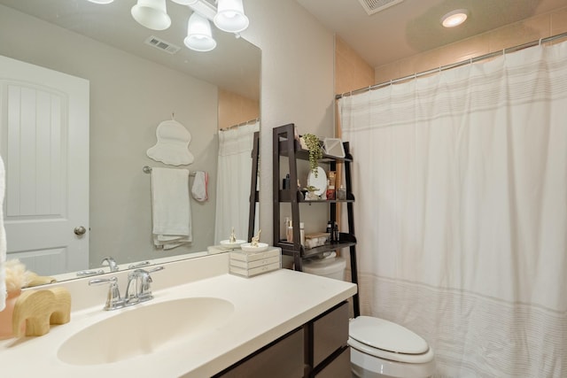 151 Jacks Corner Dr, Montgomery, TX 77316 - full bath with toilet, vanity, recessed lighting, and a shower with shower curtain