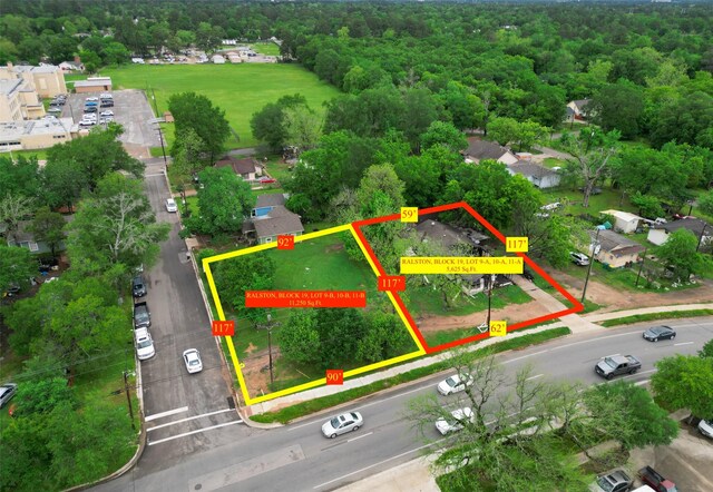 406 E Phillips St, Conroe, TX 77301