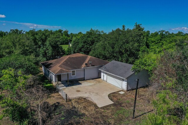 403 Fern Ln, Wharton, TX 77488 - view from above of property featuring a forest