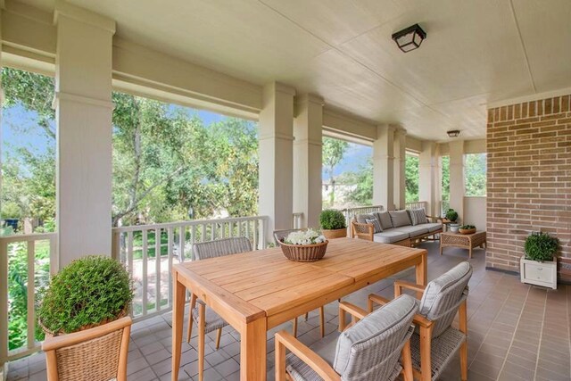 6410 Drayton Hall, Missouri City, TX 77459 - view of patio / terrace featuring outdoor lounge area