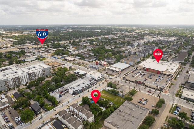 724 W 24th St, Houston, TX 77008 - aerial view of property and surrounding area featuring nearby urban area