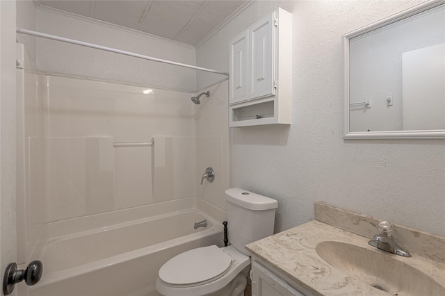 2240 Easley Cir, Huntsville, TX 77320 - full bathroom featuring toilet, bathing tub / shower combination, and vanity