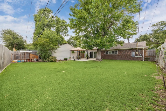 3006 Ann Arbor Dr, Houston, TX 77063 - view of yard featuring a patio