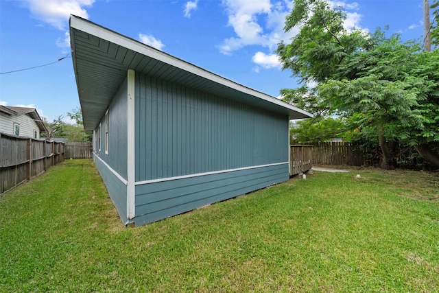 10134 Palestine St, Houston, TX 77029 - view of side of home