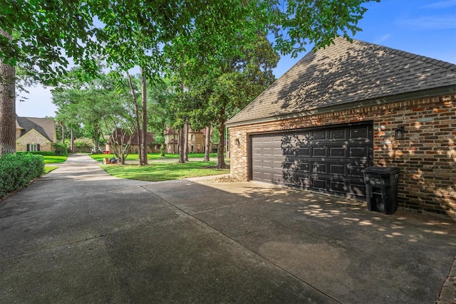 5523 Theall Rd, Houston, TX 77066 - view of garage