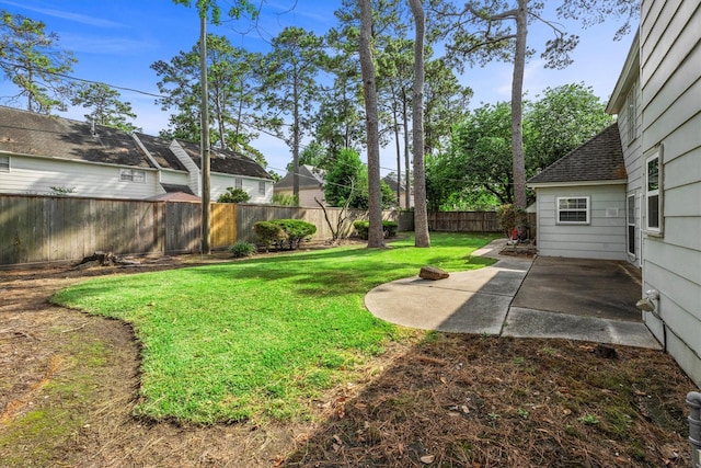 5523 Theall Rd, Houston, TX 77066 - view of yard featuring a patio