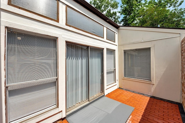 4111 Wildacres Dr, Houston, TX 77072 - balcony featuring a patio