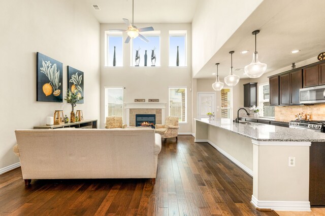 16927 Kaitlyn Kerria Ct, Richmond, TX 77407 - photo 5