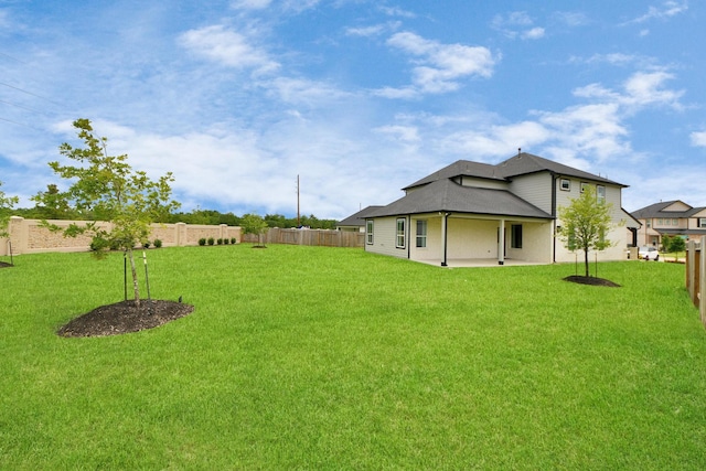 2142 Emerald Diamond Ct, Fresno, TX 77545 - view of yard with a patio