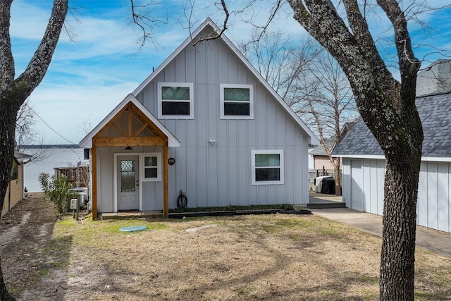 175 Autumn Wood Trl, Gun Barrel City, TX 75156 - view of front of house with board and batten siding