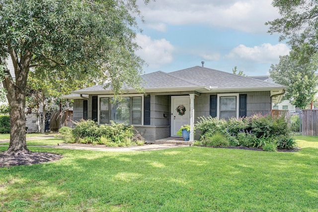 1023 Waltway Dr, Houston, TX 77008 - bungalow-style house with a shingled roof