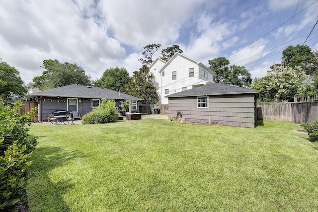 1023 Waltway Dr, Houston, TX 77008 - view of yard featuring a patio