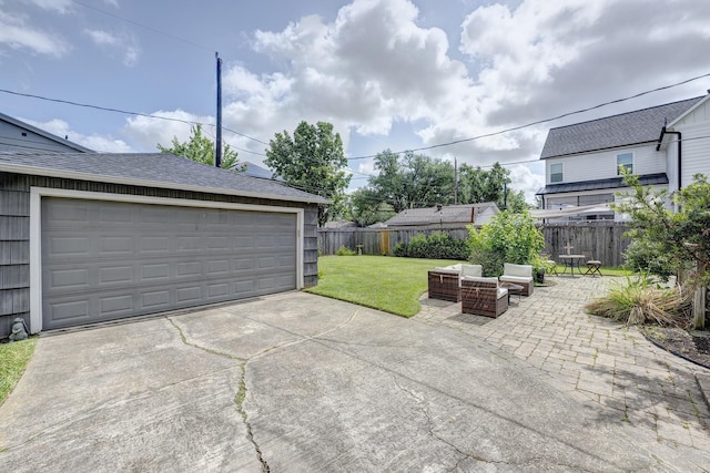 1023 Waltway Dr, Houston, TX 77008 - view of detached garage
