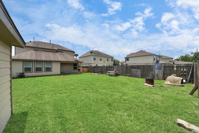 15319 Meandering Post Trl, Houston, TX 77044 - view of yard