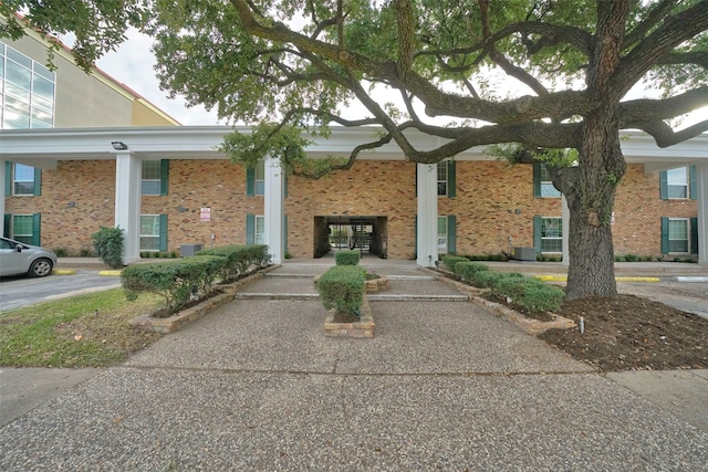 5333 Richmond Ave Unit 16, Houston, TX 77056 - view of building exterior