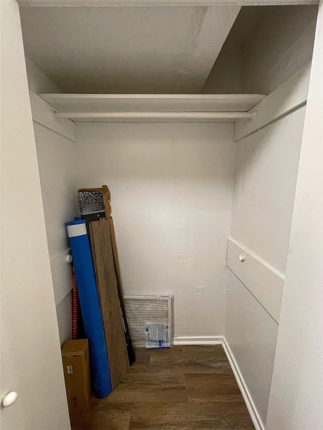 10555 Turtlewood Ct Unit 610, Houston, TX 77072 - walk in closet with wood finished floors