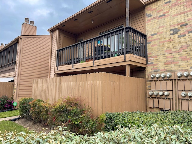 10555 Turtlewood Ct Unit 610, Houston, TX 77072 - view of side of home with a balcony
