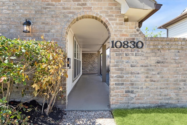 10830 Bob White Dr, Houston, TX 77096 - entrance to property featuring brick siding