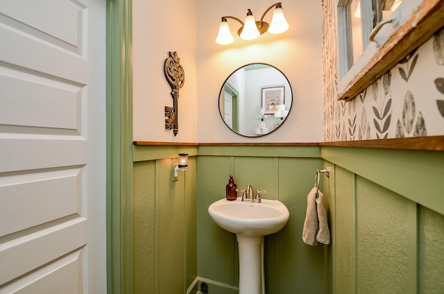 25292 Willow Creek Rd, Hockley, TX 77447 - bathroom with a sink and wainscoting