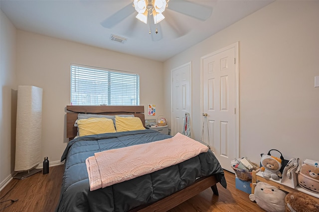 3619 Strartford Arms Ln, Sugar Land, TX 77498 - bedroom with ceiling fan and wood finished floors