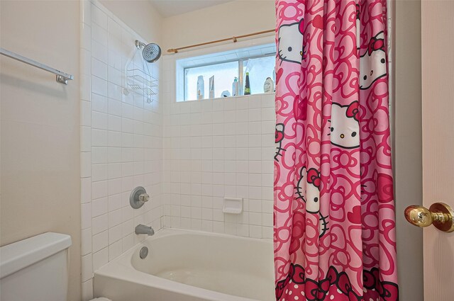 3619 Strartford Arms Ln, Sugar Land, TX 77498 - bathroom featuring shower / tub combo and toilet