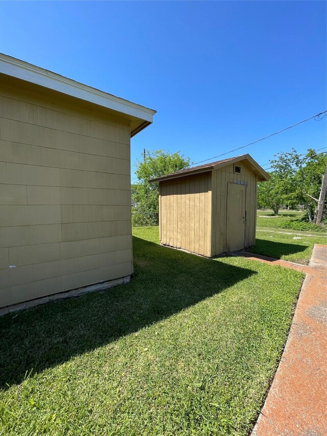 302 N N Ave B, Freeport, TX 77541 - photo 13