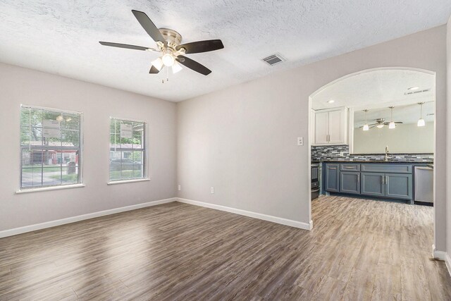 1310 N 7th St, Conroe, TX 77301 - photo 11