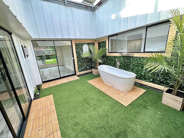 5450 Ariel St, Houston, TX 77096 - view of sunroom