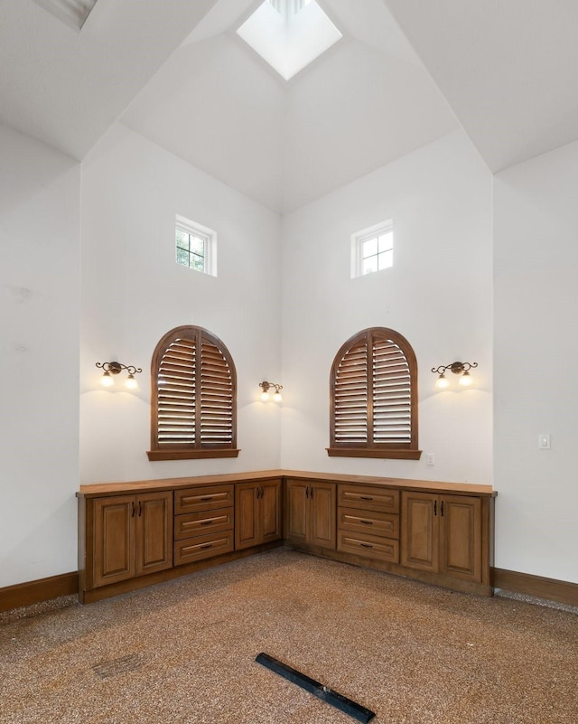 3 Maroon Creek Ct, The Woodlands, TX 77389 - bathroom with a high ceiling