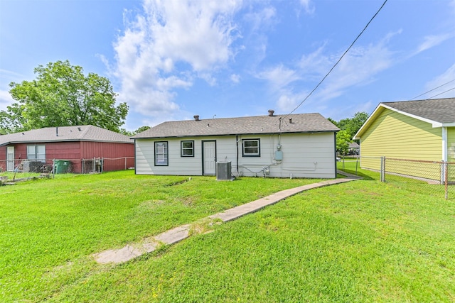 5007 Northridge Dr, Houston, TX 77033 - rear view of house featuring cooling unit