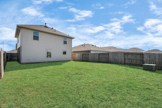 4307 Palmetto Grove Ln, Baytown, TX 77521 - view of rear view of house