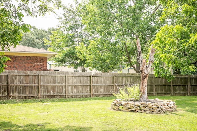 215 Edward Ln, Brenham, TX 77833 - view of yard