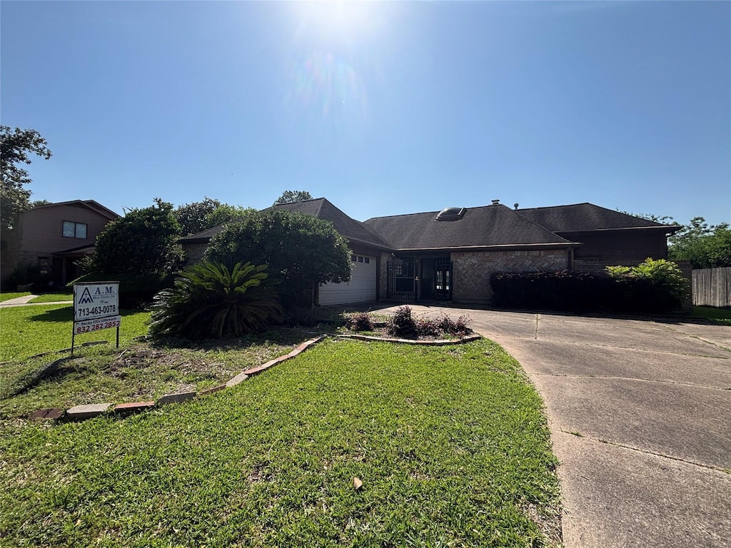 15430 El Padre Dr, Houston, TX 77083 - photo 1