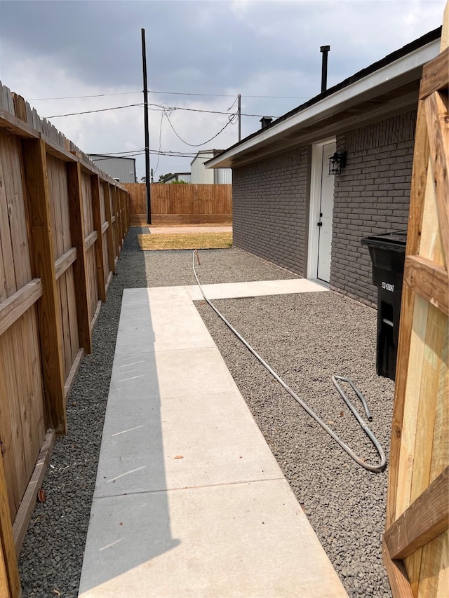 1618 Del Norte St, Houston, TX 77018 - fenced backyard featuring a patio