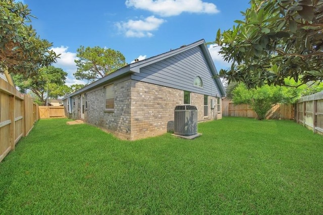 1223 Berrystone Trl, Missouri City, TX 77459 - view of side of home featuring central AC unit and brick siding