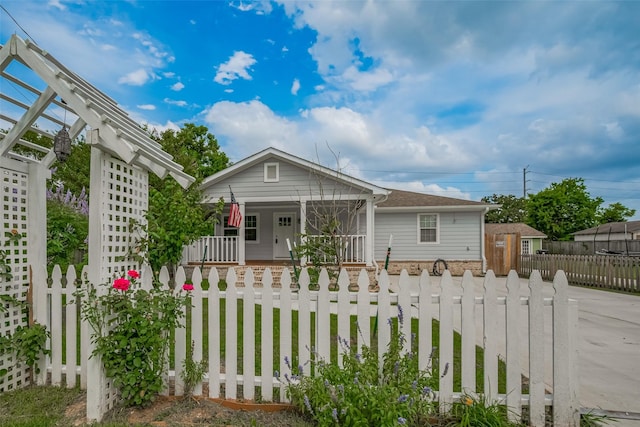 8302 Magna St, Houston, TX 77093 - view of front of property with a porch