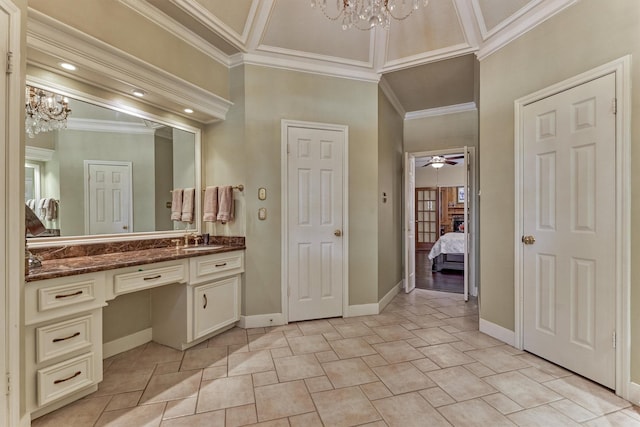 5211 Rothchilde Ct, Houston, TX 77069 - ensuite bathroom featuring a chandelier, vanity, ornamental molding, and baseboards