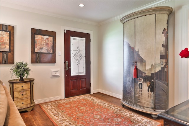 6235 Queenswood Ln, Houston, TX 77008 - entrance foyer with wood finished floors, crown molding, baseboards, and recessed lighting