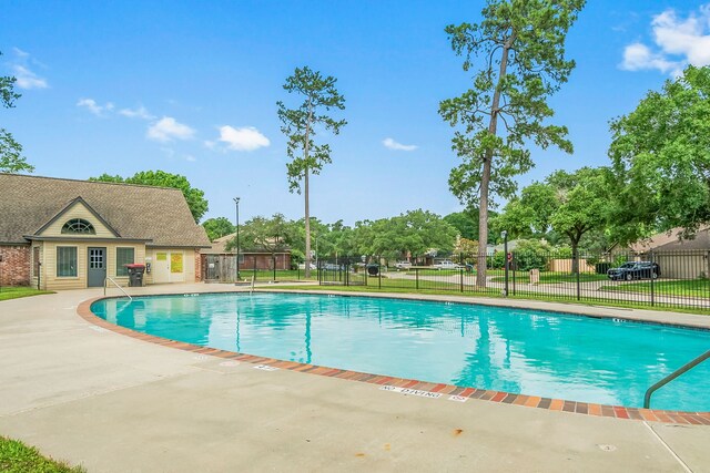31115 Perlican Dr, Spring, TX 77386 - community pool featuring a patio