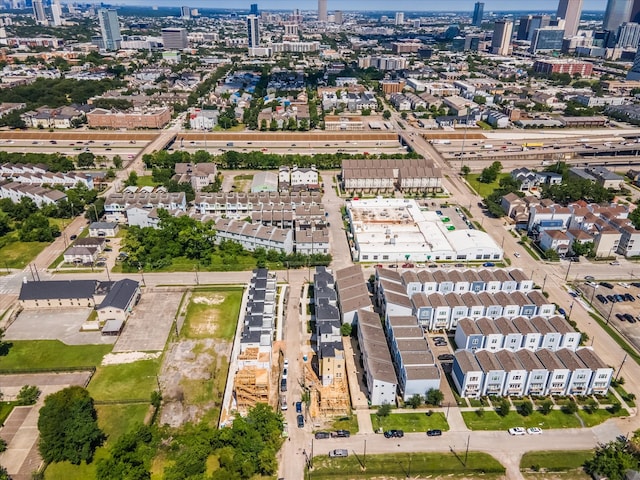 2209 Dennis St, Houston, TX 77004 - view of urban area