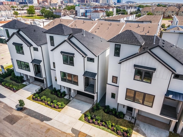 2209 Dennis St, Houston, TX 77004 - view of urban area