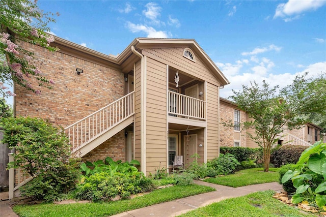 1311 Antoine Dr Unit 254, Houston, TX 77055 - view of building exterior with stairs