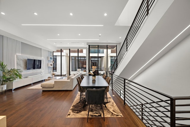 819 W 24th St Unit C, Houston, TX 77008 - dining space with expansive windows, wood finished floors, and recessed lighting