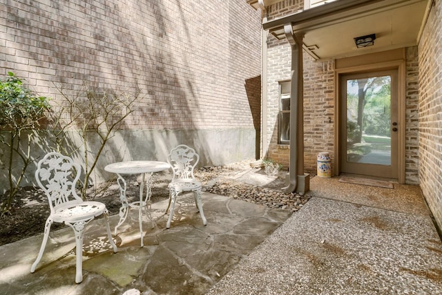 112 Cove Pt, Montgomery, TX 77356 - view of patio / terrace